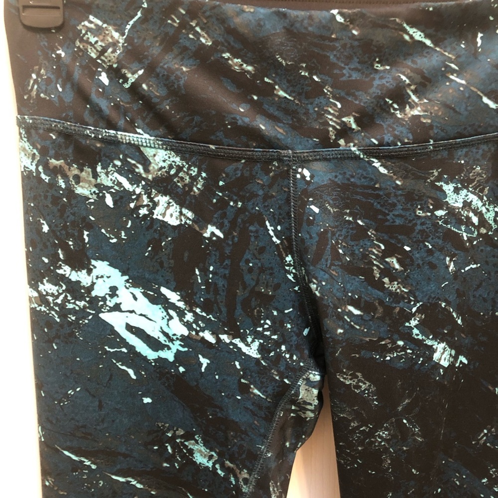 RBX Women’s Black & Teal Marble-Print Leggings size L